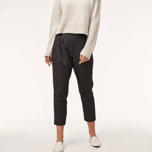 Aritzia Babaton Virgin Wool lined pant EUC